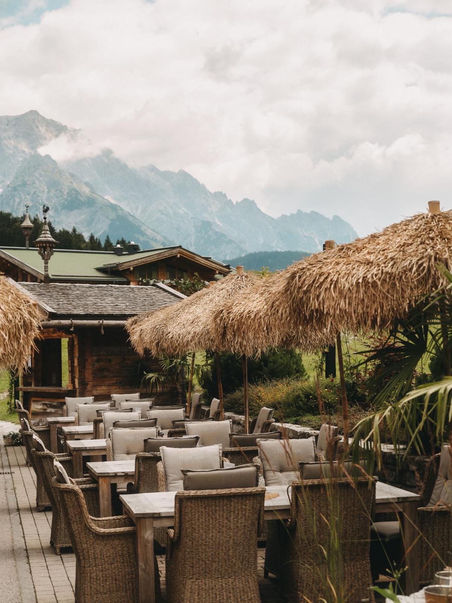 Jufenalm Boho Hotel & Restaurant Maria Alm am Steinernen Meer Buitenkant foto